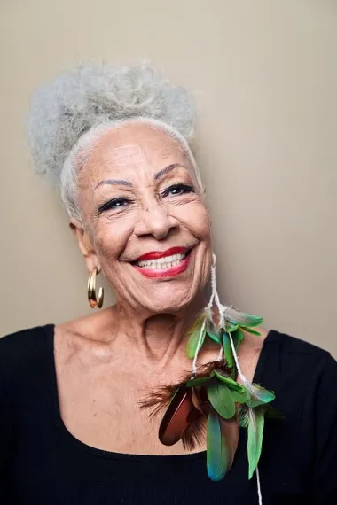 米丽娅姆·索卡拉斯