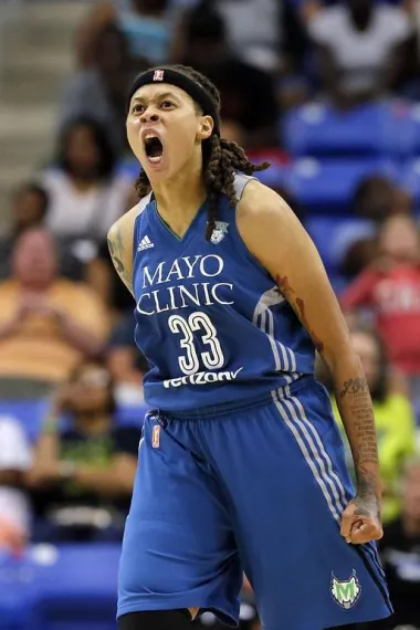 西蒙妮·奥古斯塔斯